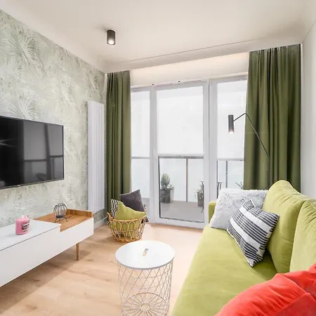 Bellmi - Parking Gratis, Plaza 5min, Komfort I Relaks 코워브제크