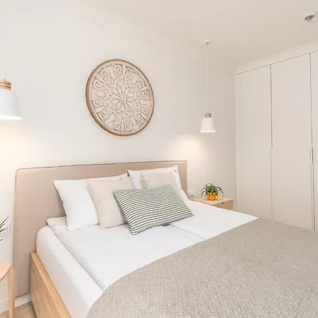 Bellmi - Parking Gratis, Plaza 5min, Komfort I Relaks *