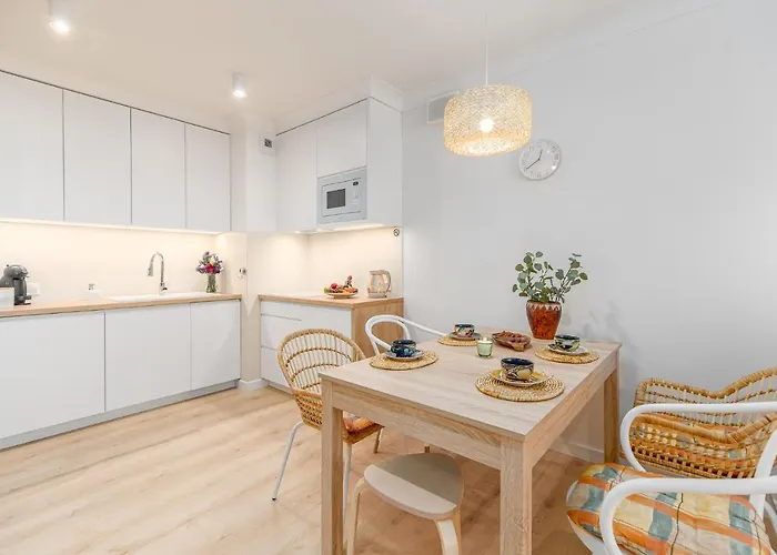 Appartement Bellmi - Parking Gratis, Plaza 5min, Komfort I Relaks Kołobrzeg